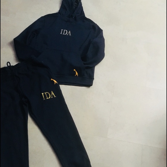 IDA jogger sweatsuits. - Picture 2 of 2